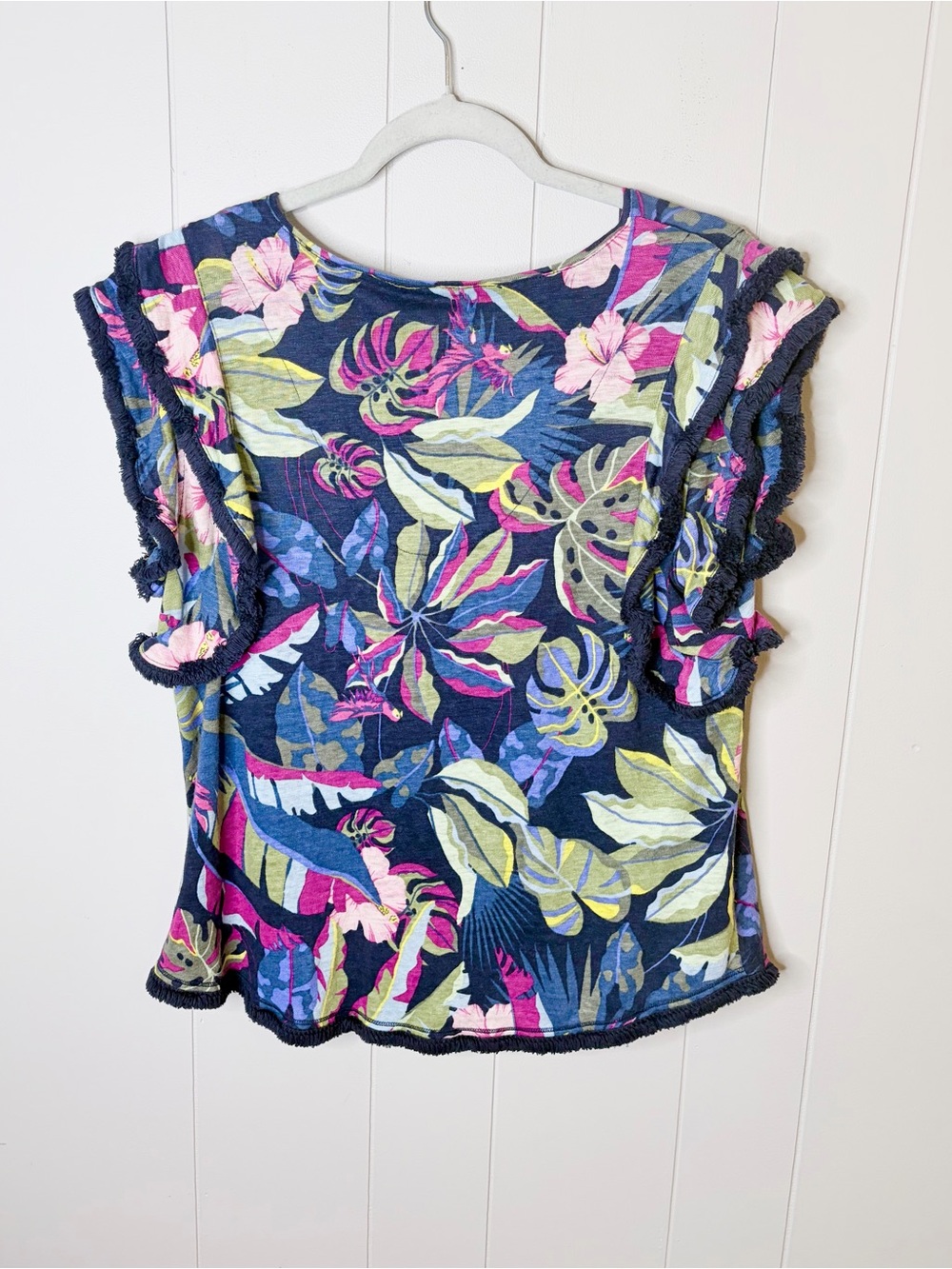 Chico's Navy Tropical Floral Ruffle Sleeve Blouse Fringe Trim Large / 2 - Picture 9 of 10